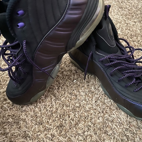 Kicks - Picture 5 of 5